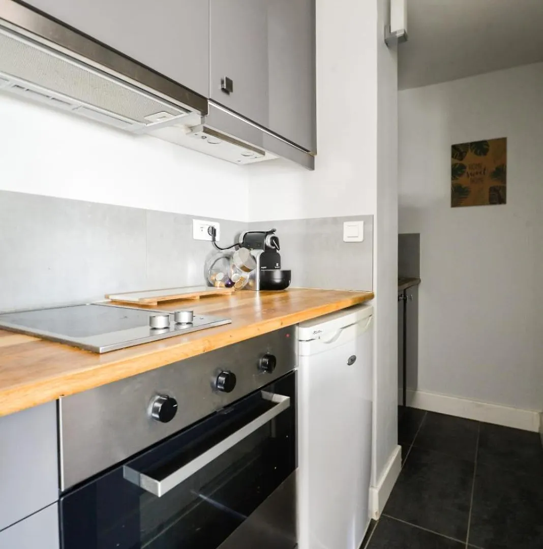 Studio Of 27 M2 Close To The Luxembourg Garden Parijs 0*,  Frankrijk